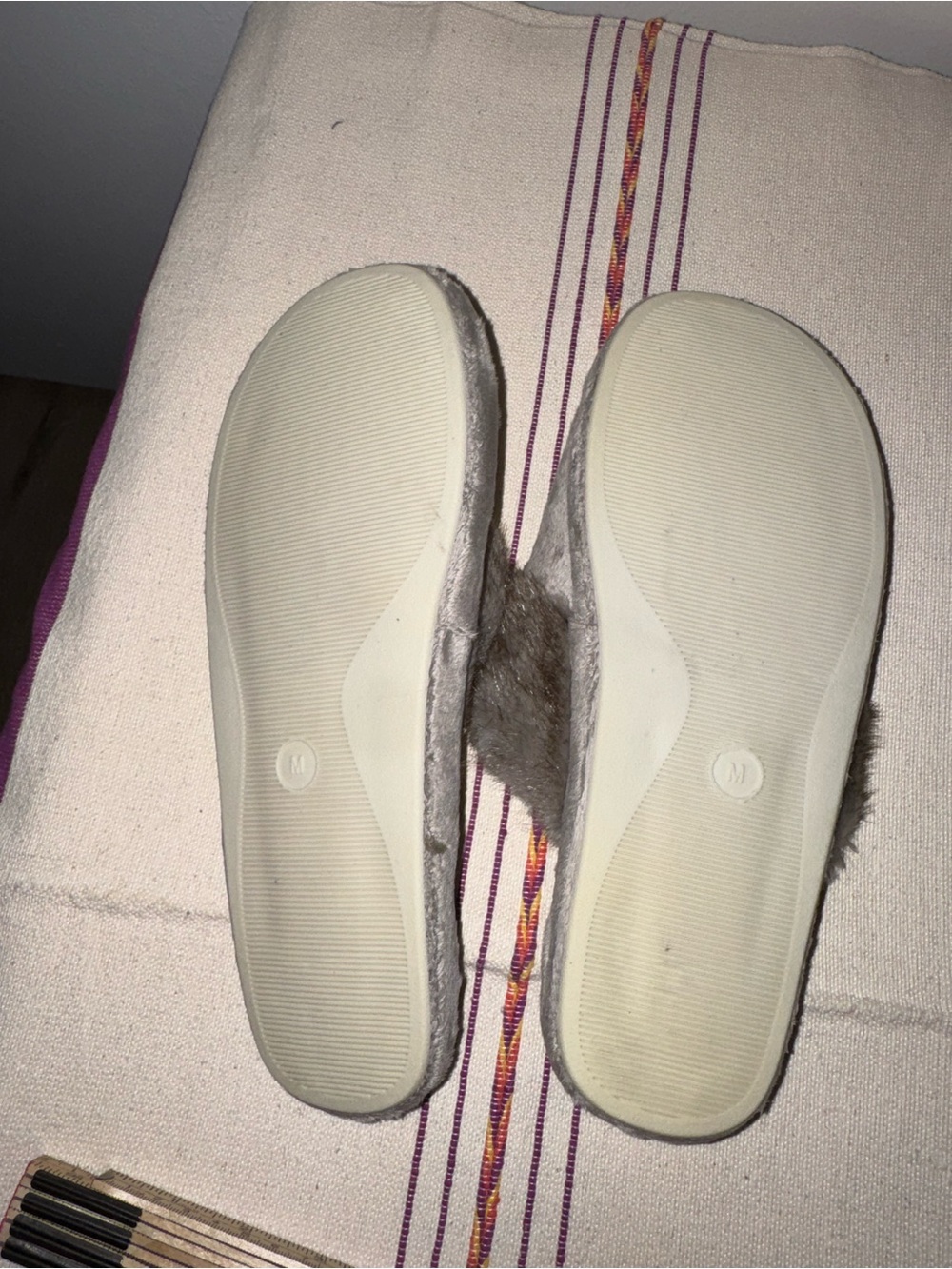Pottery Barn Women's Faux-Fur Gray Slip-On Slippers - Picture 9 of 9